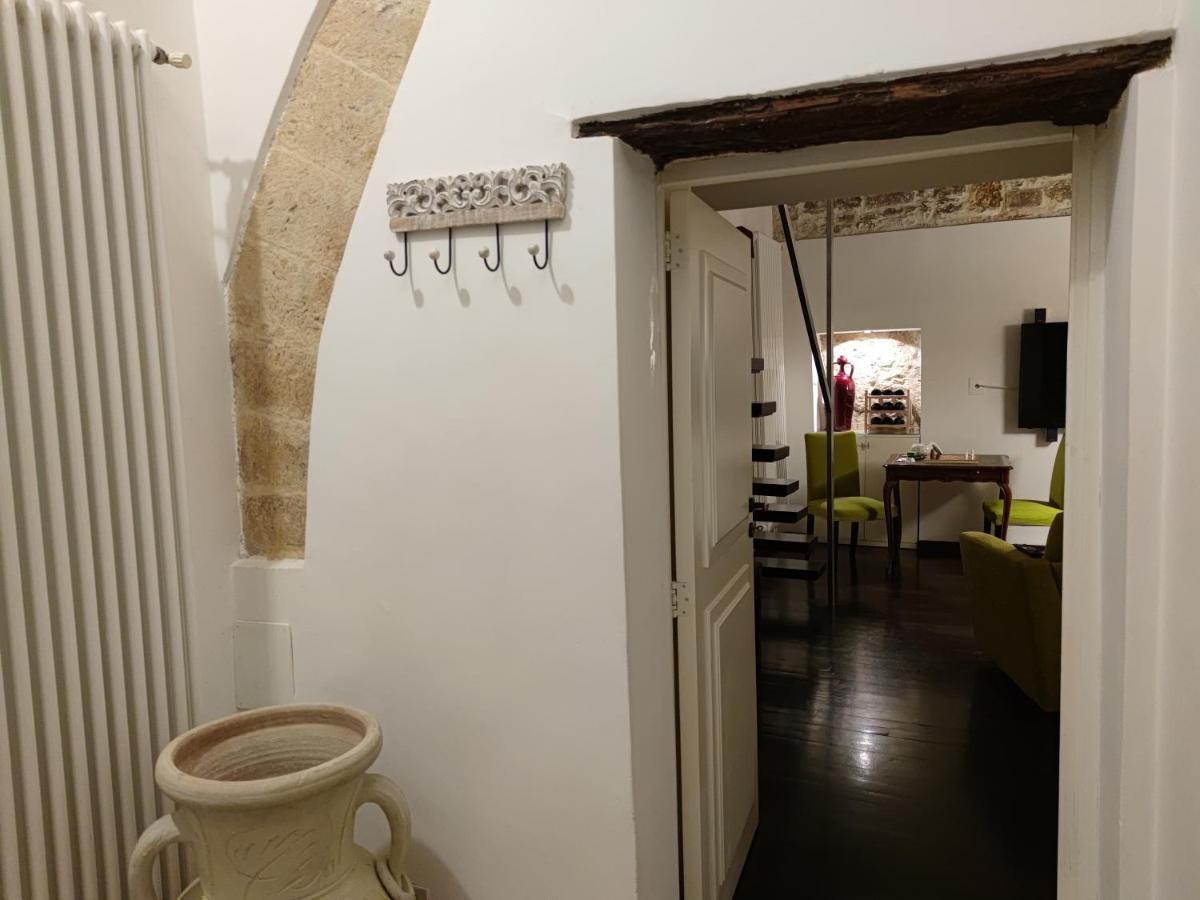 Dimora Arco Basso - Old Town Bari Esterno foto
